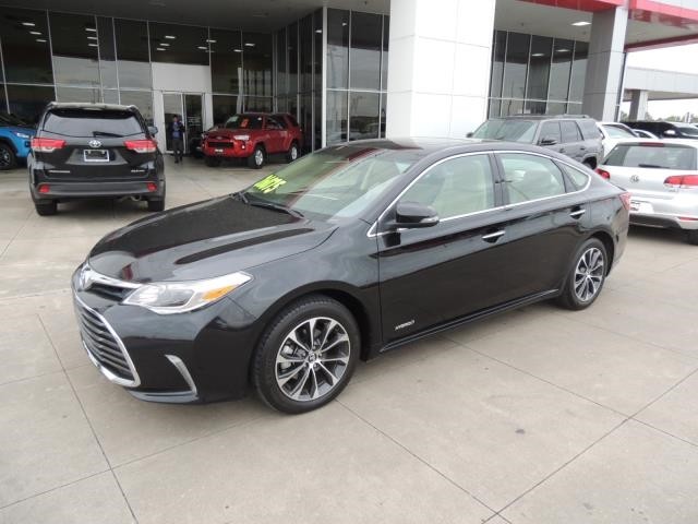 Pre Owned 2016 Toyota Avalon Hybrid Limited Sedan In Houston Pre Owned 2016 Toyota Avalon Hybrid Limited